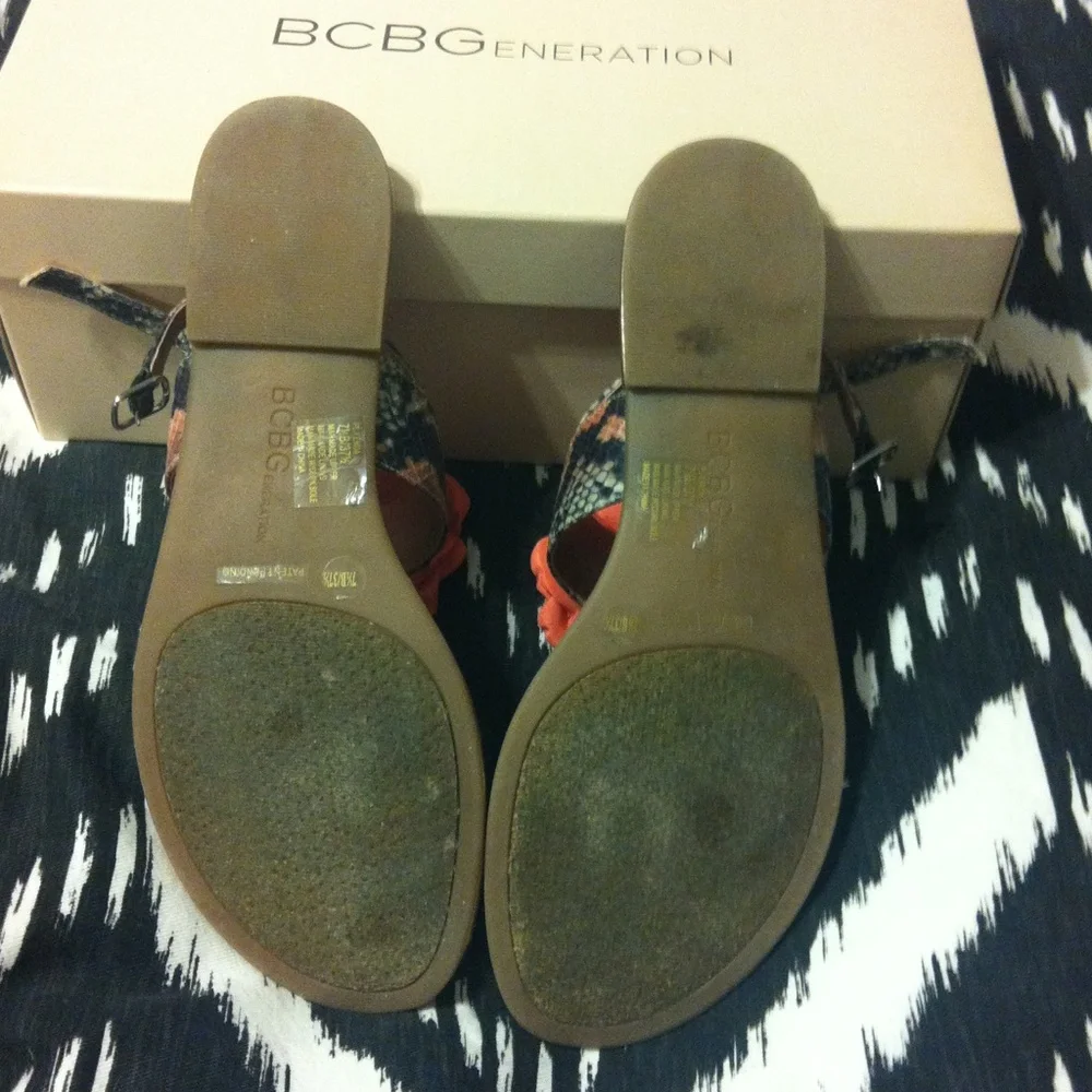 BCBGeneration sandals snakeprint with coral flower - Picture 4 of 6